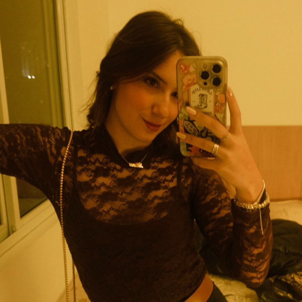 Foto do perfil @alanis_.rafaela