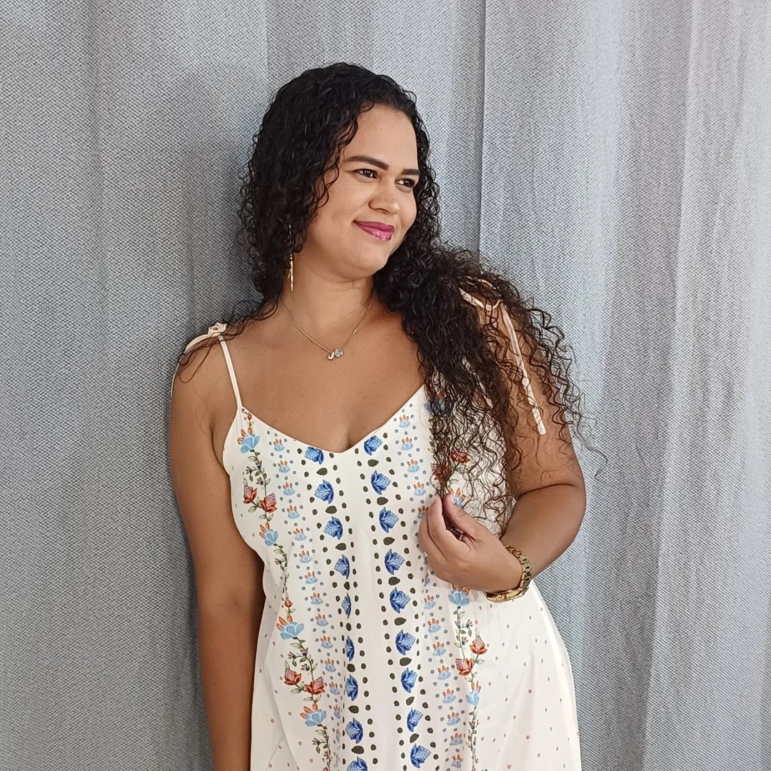 Foto do perfil @_vitoryasouza