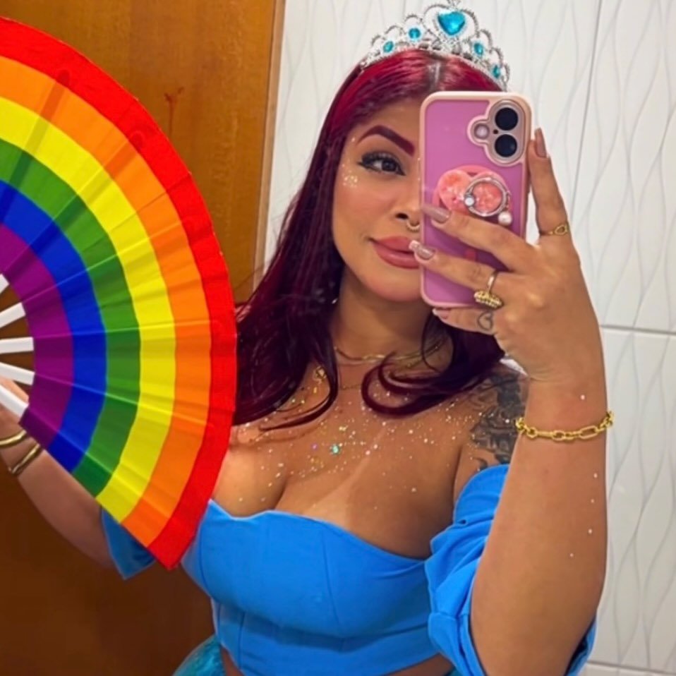Foto do perfil @thayclau