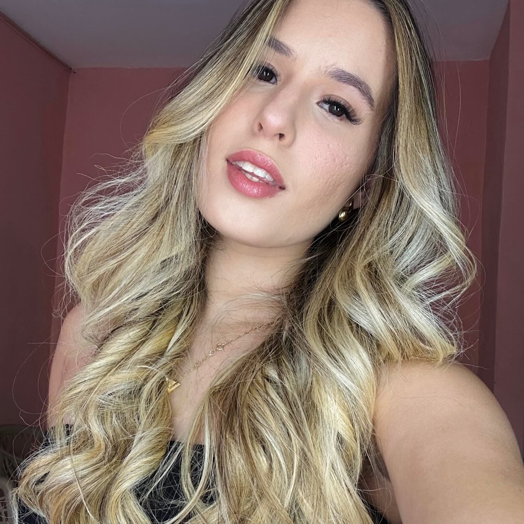 Foto do perfil @_ialyalves