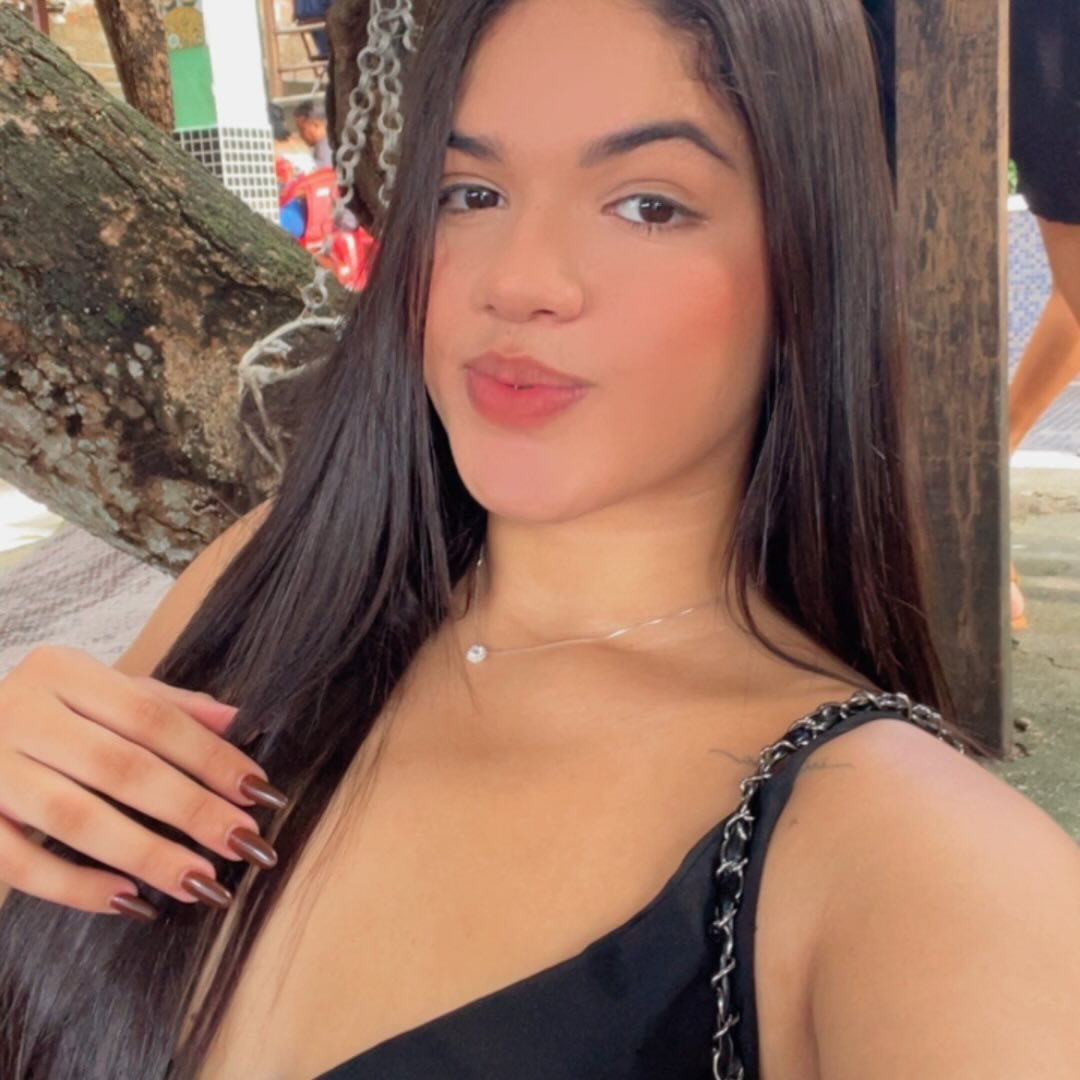 Foto do perfil @yasminaciollyy_
