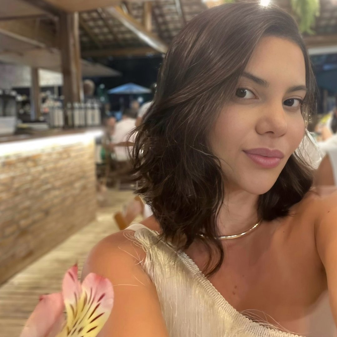Foto do perfil @izabelamanfio