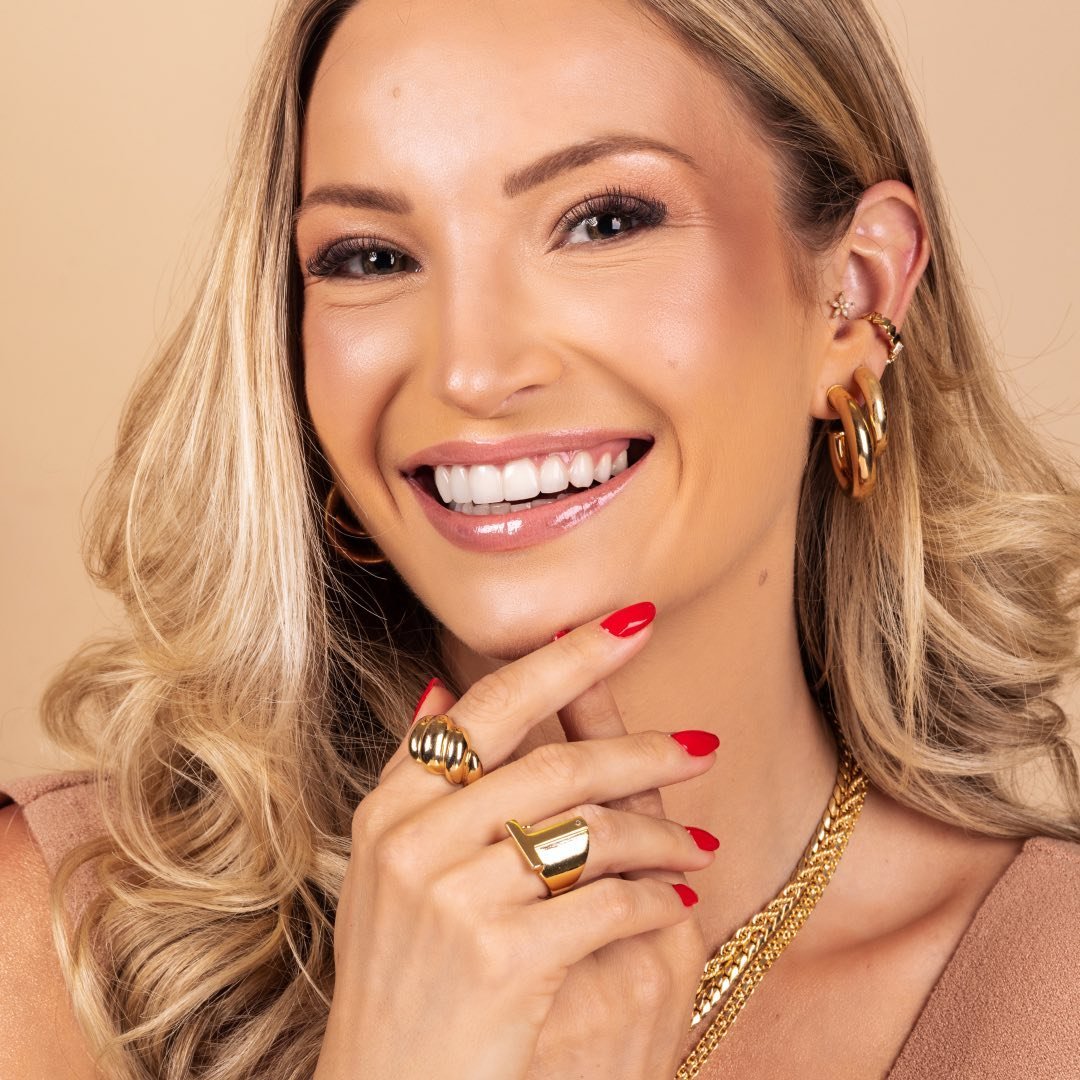 Foto do perfil @tainacferreira